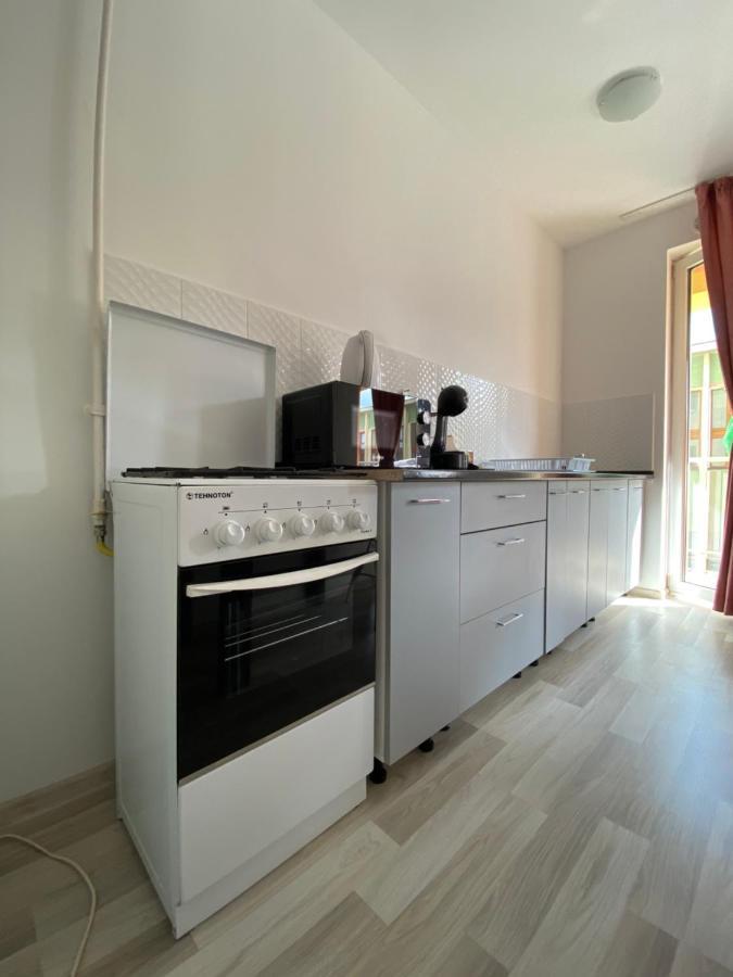 Central Studio Stefan-Брашов Экстерьер фото